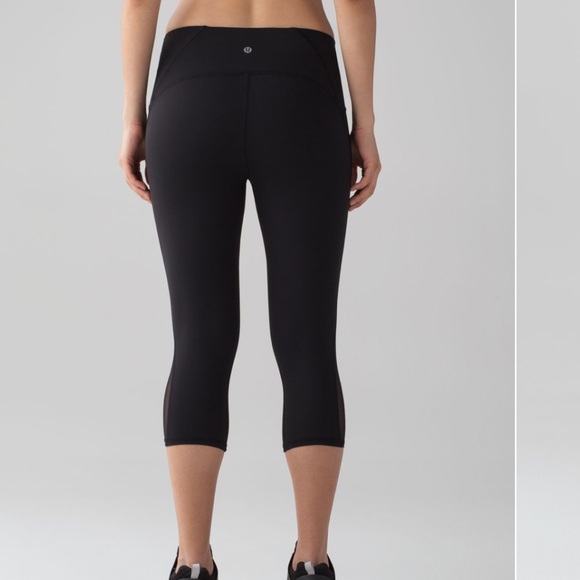 Lululemon Train Times Crop Leggings in Black 2 - Picture 5 of 8